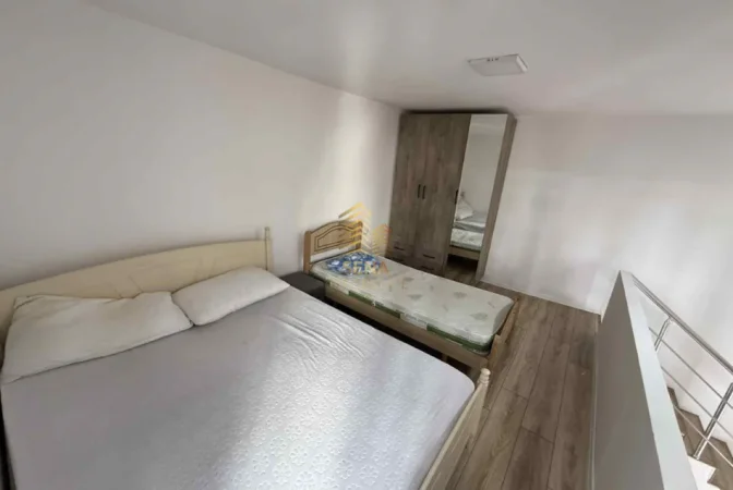 Tirane, jepet me qera apartament 1+1 Kati 1, 55 m² 450 € (Rruga e Dibres)