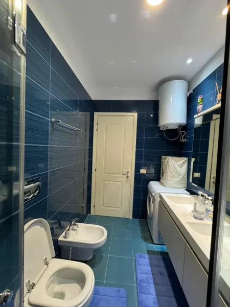 Durres, shitet apartament 2+1 Kati 3, 96 m² 195.000 € (Gjiri i Lalezit)