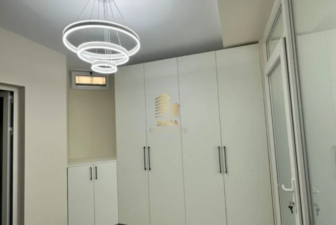 Tirane, jepet me qera apartament 1+1+Ballkon Kati 1, 55 m² 400 € (Kodra e Diellit)