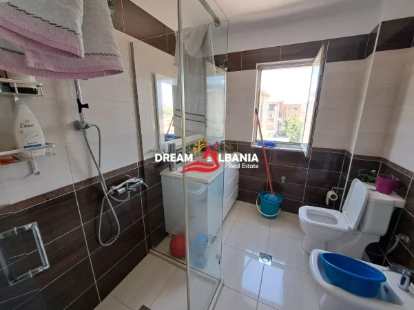 Tirane, shitet apartament 2+1+Ballkon Kati 4, 90 m² 155.000 € 