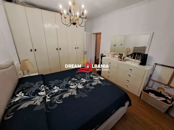 Tirane, shitet apartament 2+1+Ballkon Kati 4, 90 m² 155.000 € 