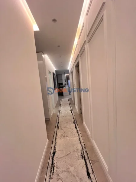 Tirane, jepet me qera apartament 3+1+Aneks+Ballkon Kati 8, 131 m² 1.400 € (Don Bosco)