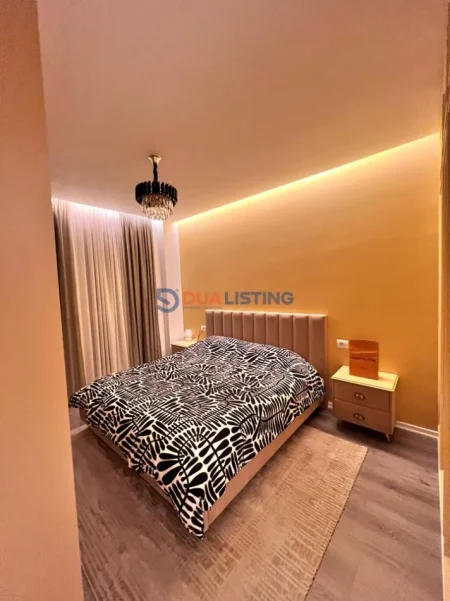 Tirane, jepet me qera apartament 3+1+Aneks+Ballkon Kati 8, 131 m² 1.400 € (Don Bosco)