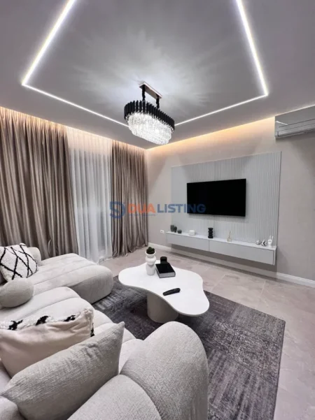 Tirane, jepet me qera apartament 3+1+Aneks+Ballkon Kati 8, 131 m² 1.400 € (Don Bosco)