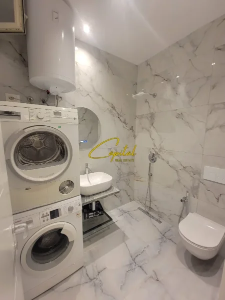 Tirane, jepet me qera apartament 1+1 Kati 1, 60 m² 550 € (RRUGA E DURRESIT)