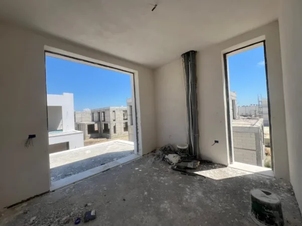 Durres , shitet  Vile 2 Katshe , 288 m² 700.000 € (Gjiri i Lalzit)
