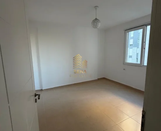 Tirane, jepet me qera apartament 2+1+Ballkon Kati 3, 100 m² 450 € (Ish Fusha e Aviacionit)
