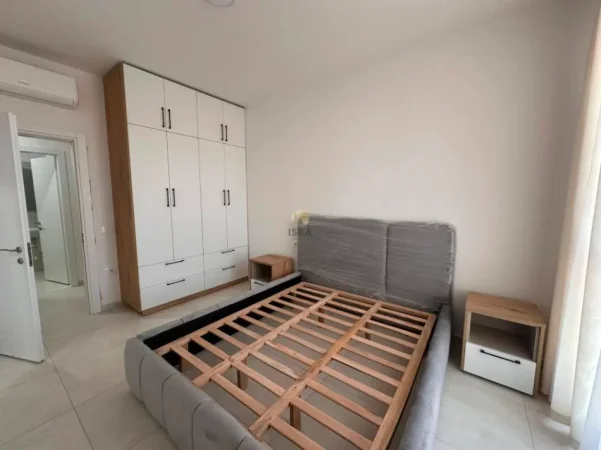 Tirane, jepet me qera apartament 2+1+Aneks+Ballkon Kati 5, 100 m² 750 € (Ish Frigoriferi Rruga Besa)