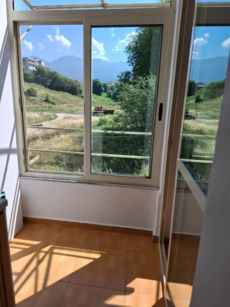 Tirane, jap me qera apartament 1+1 Kati 2, 62 m² 350 €