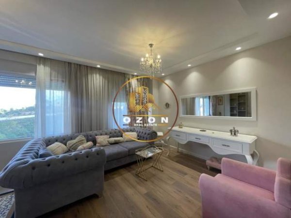 Tirane, jepet me qera apartament duplex Dublex Kati 1, 120 m² 1.000 Euro (KODRA E DIELLIT 2)