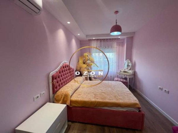 Tirane, jepet me qera apartament duplex Dublex Kati 1, 120 m² 1.000 Euro (KODRA E DIELLIT 2)