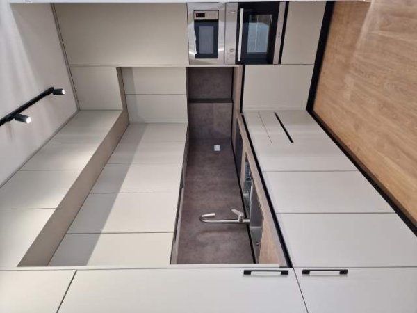 Tirane, jepet me qera apartament 1+1+BLK Kati 2, 70 m² 700 Euro (Liqeni i Thate)