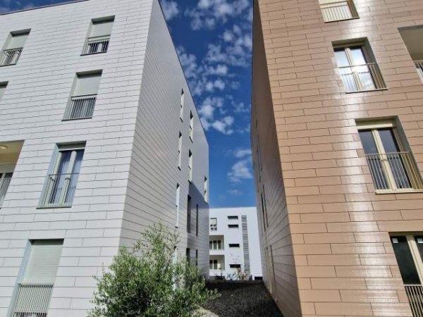 Tirane, jepet me qera apartament 1+1+BLK Kati 2, 70 m² 700 Euro (Liqeni i Thate)