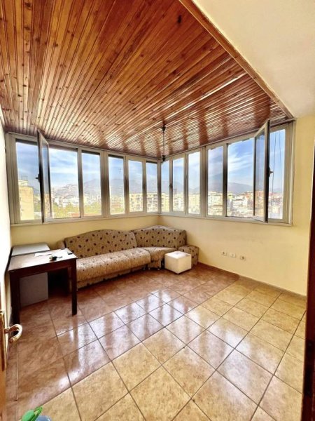 Tirane, shes apartament 1+1 63 m² 105.000 Euro (Komuna e Parisit)