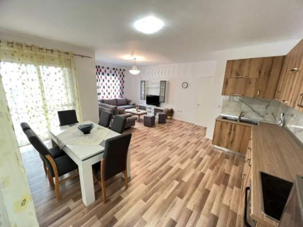 Tirane, shes apartament 2+1 120 m² 165.000 Euro (LIQENI I THATE, Bar Queen)