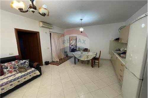 Tirane, shitet apartament 1+1+BLK 116.100 Euro (Blv Bajram Curri)