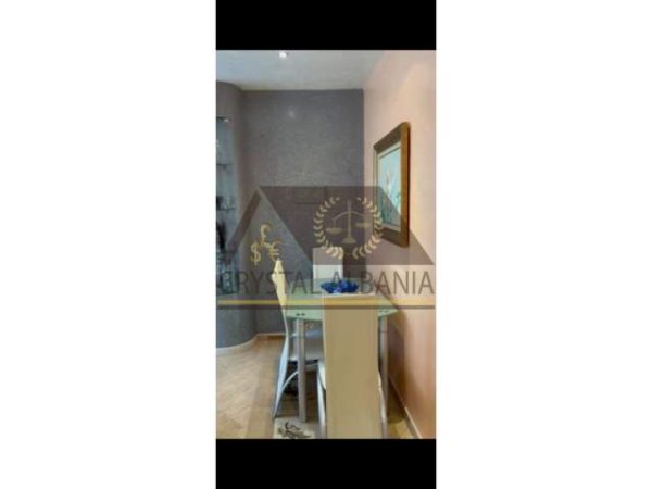 Tirane, jap me qera apartament 1+1+A+BLK Kati 9, 70 m² 600 Euro (Rruga Kosovarve)