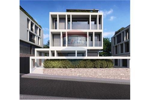Tirane, shitet apartament 2+1 109 m² 250.000 Euro (Farke)