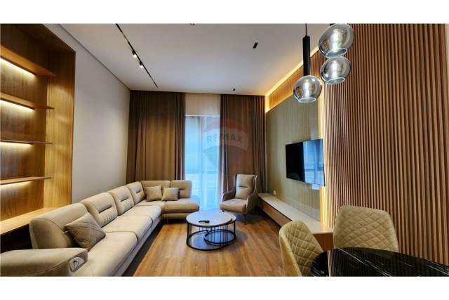 Tirane, jepet me qera apartament 3+1+A+BLK Kati 1, 164 m² 1.500 Euro (Kodra Diellit)
