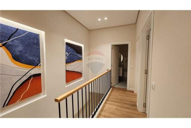 Tirane, jepet me qera apartament 3+1+A+BLK Kati 1, 164 m² 1.500 Euro (Kodra Diellit)
