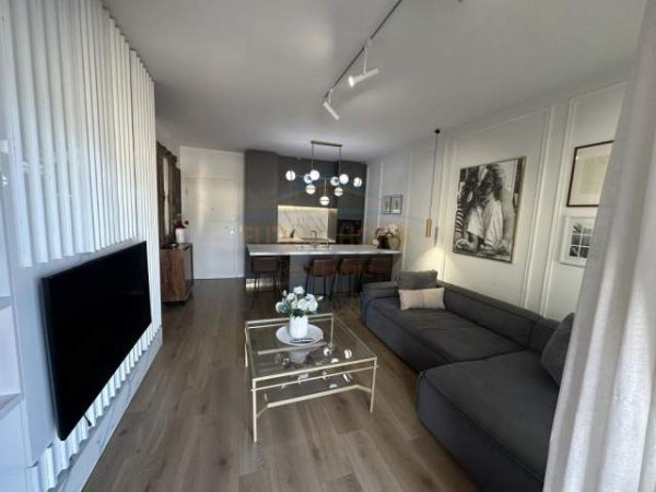 Tirane, shitet apartament 1+1 Kati 9, 66 m² 130.000 Euro (Don Bosko)