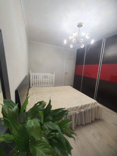 Tirane, jepet me qera apartament 2+1 Kati 1, 115 m² 600 Euro (Liqeni i Thate)
