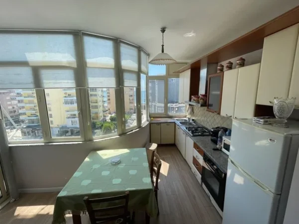 Durres, jepet me qera apartament 1+1 Kati 5, 500 € (Vollga, Durres)