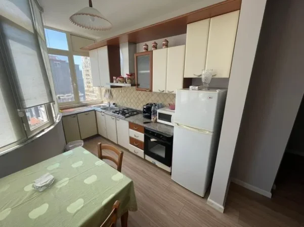 Durres, jepet me qera apartament 1+1 Kati 5, 500 € (Vollga, Durres)
