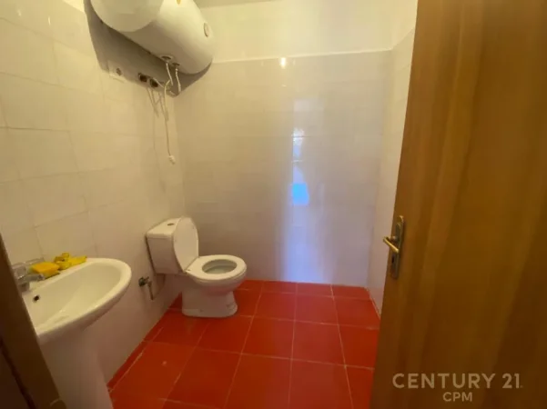 Tirane, shitet ambjent biznesi Kati 0, 60 m² 87.000 € 