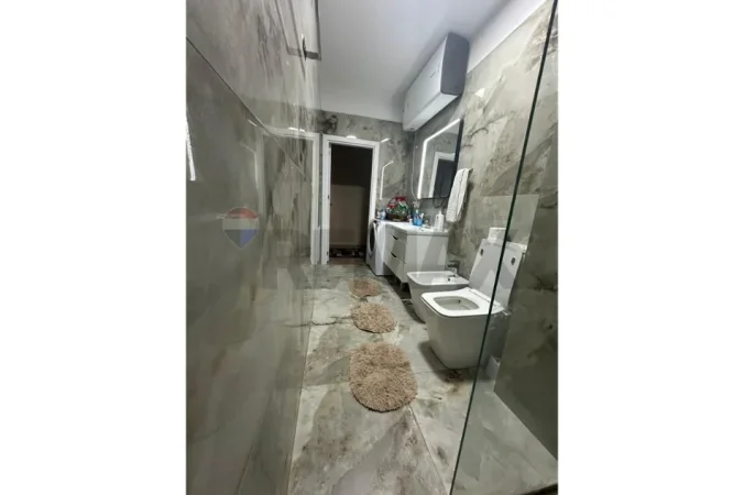 Tirane, shitet 2+1 , 114 m² 210.000 € (Rruga Muhamet Deliu)