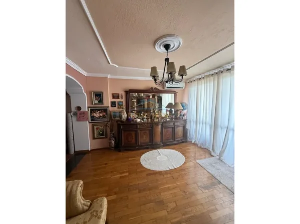 shitet 2+1+Ballkon Kati 4, 97 m² 182.000 €