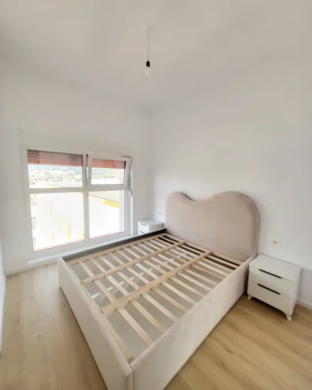Tirane, jepet me qera apartament 2+1+Ballkon Kati 6, 90 m² 550 € (Kadiu Residence Ali Demi)