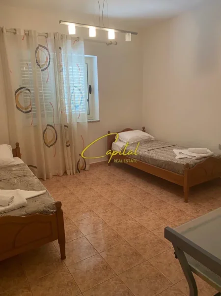 Tirane, jepet me qera apartament 3+1 Kati 1, 120 m² 800 € (RRUGA E ELBASANIT)