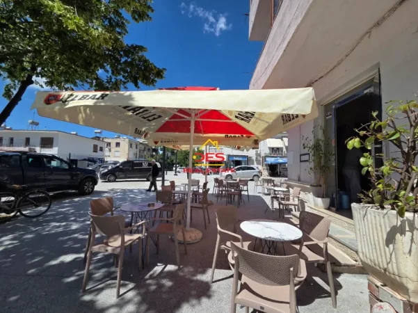 Vlore, shitet bar-kafe Kati 0, 28 m² 150.000 € (Rruga Ate Kristo Negovani)