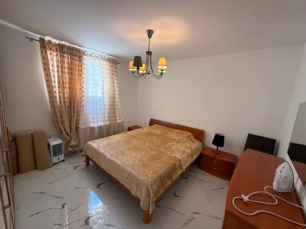 Tirane, jepet me qera apartament 2+1 , 80 m² (Rruga besa)