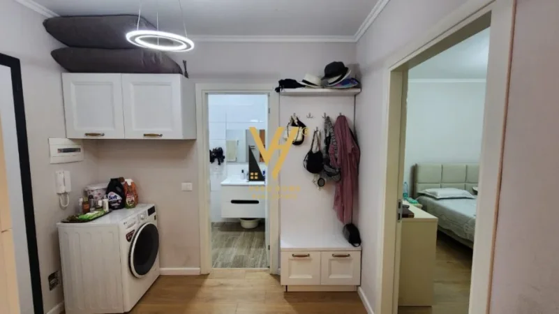 Tirane, shitet apartament 1+1+Ballkon Kati 6, 68 m² 141.000 € (YZBERISHT)