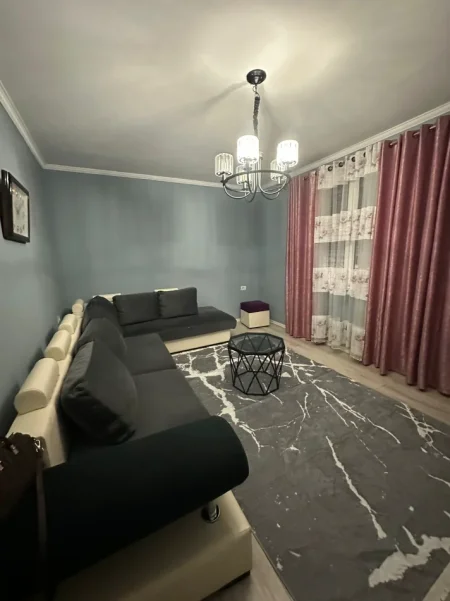 Tirane, jepet me qera apartament 2+1 Kati 2, 70 m² 470 € (Rruga Kongresi Manastirit)