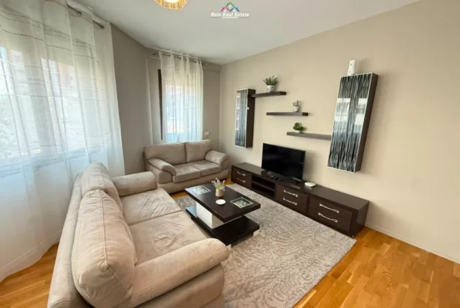 Tirane, jap me qera apartament 2+1 Kati 2, 116 m² 1.300 € (rruga barrikadave)