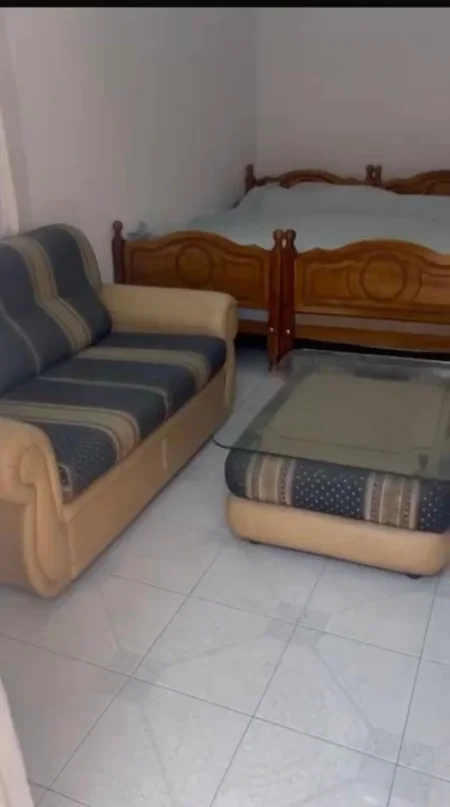 Tirane, jepet me qera apartament 2+1 Kati 2, 50 m² 270 € (American Hospital 3)