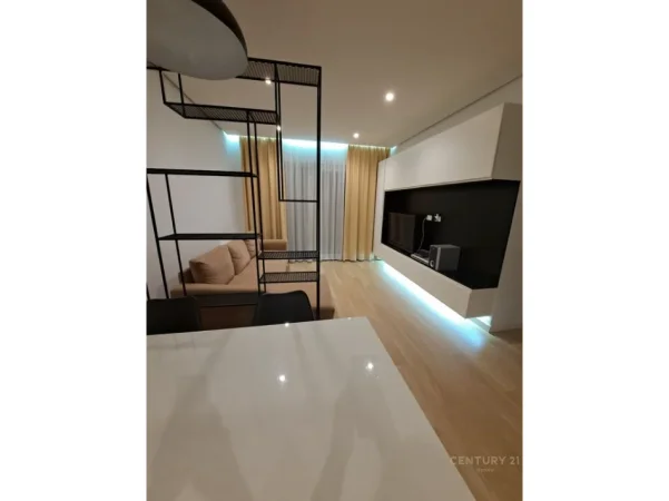 Tirane, jepet me qera apartament 3+1 Kati 4, 130 m² 1.000 € (don bosko)