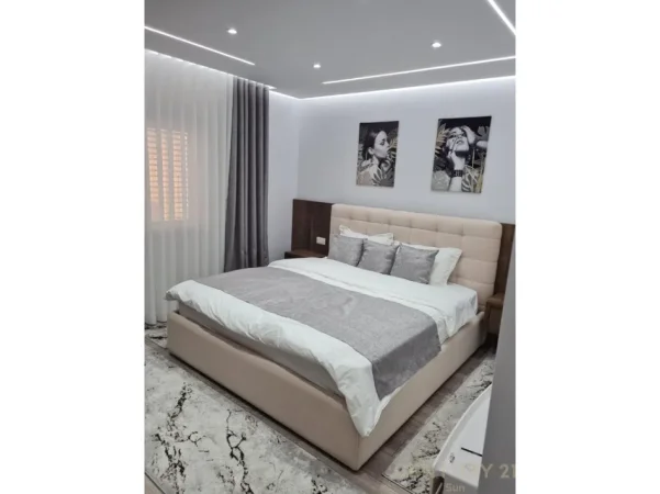 Tirane, jepet me qera apartament 2+1 Kati 4, 75 m² 600 € (restorant durresi)
