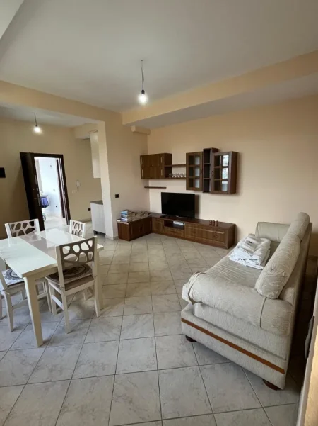Tirane, jepet me qera apartament 2+1+Ballkon Kati 2, 100 m² 475 € 