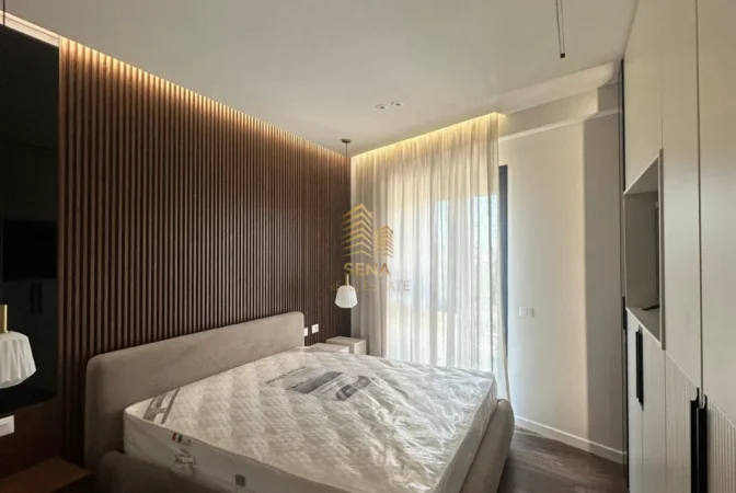 Tirane, jepet me qera apartament 2+1+Ballkon Kati 2, 110 m² 1.500 € (Liqeni i Thate)