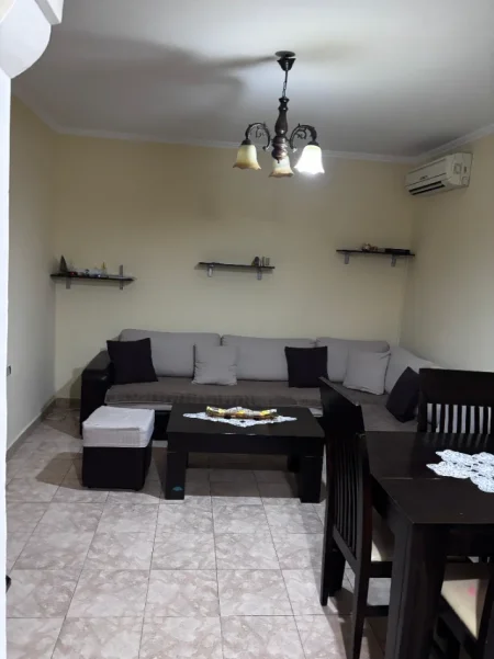 Tirane, jepet me qera nga Pronari, pa-komision apartament 2+1 Kati 5, 55 m² 450 € (Bajo topulli)