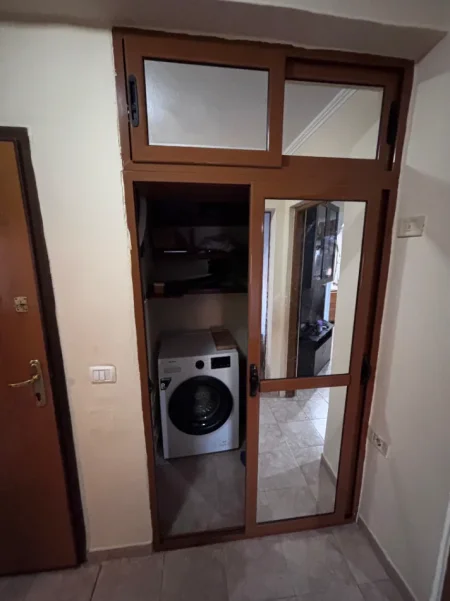 Tirane, jepet me qera nga Pronari, pa-komision apartament 2+1 Kati 5, 55 m² 450 € (Bajo topulli)