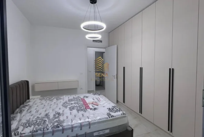 Tirane, jepet me qera apartament 1+1+Ballkon Kati 3, 65 m² 600 € (Don Bosko)