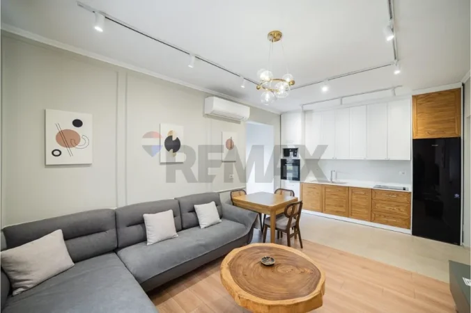 Tirane, shitet apartament 2+1 Kati 3, 70 m² pazari i ri  (Tirane)