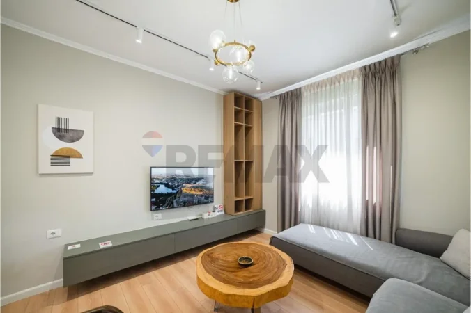 Tirane, shitet apartament 2+1 Kati 3, 70 m² pazari i ri  (Tirane)