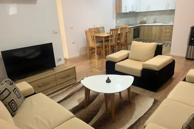 Tirane, jepet me qera apartament 3+1 Kati 1, 120 m² 600 € (Kodra e Diellit)