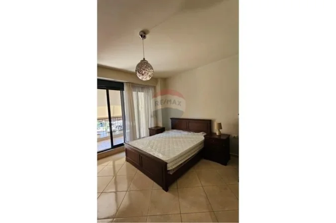 Tirane, jepet me qera apartament 2+1+Aneks+Ballkon Kati 2, 103 m² 750 € (Kompleksi Delijorgji)